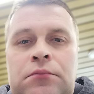 Шатов Денис